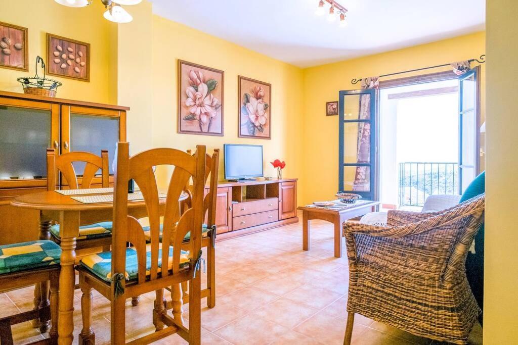 Bonito Apartamento Piscina Wifi 프리질리아나 외부 사진